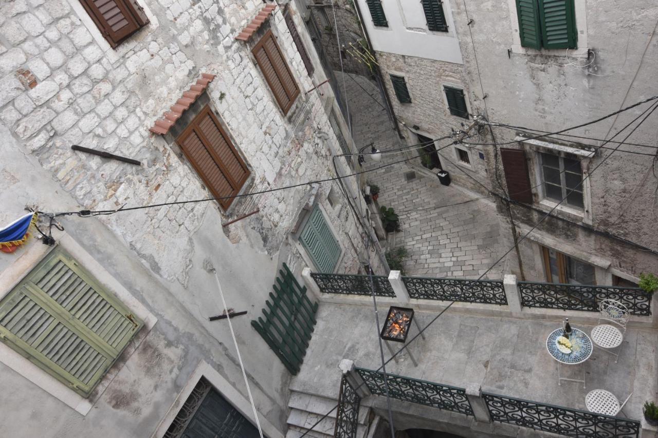 V Apartment Sibenik Exterior photo