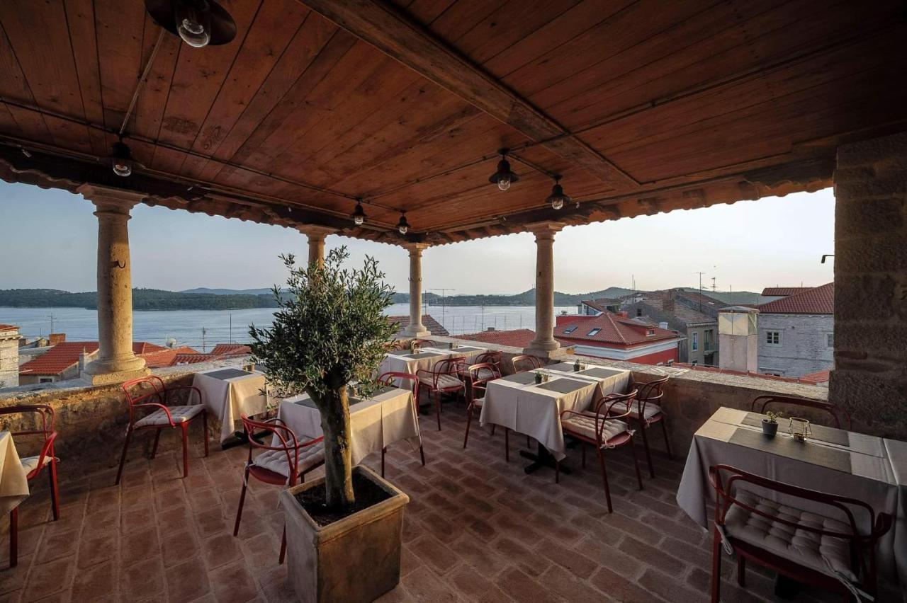 V Apartment Sibenik Exterior photo
