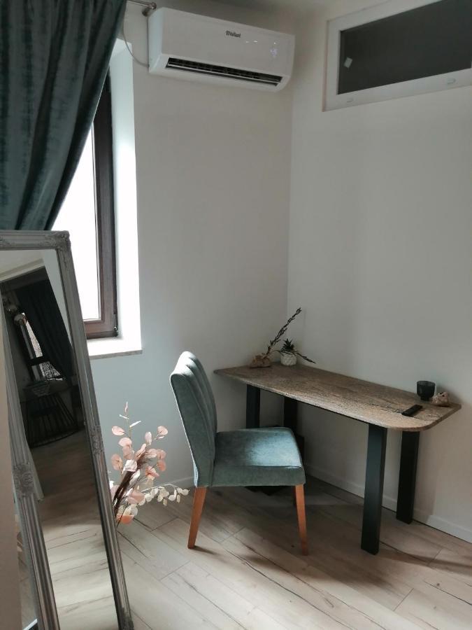 V Apartment Sibenik Exterior photo